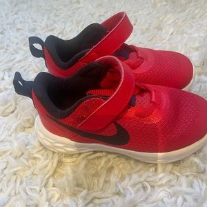 Nike toddler running sneakers